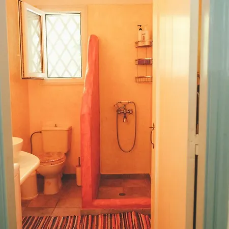 Beautiful House In Nyaraló Tínos